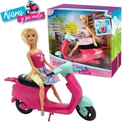 Kiara y su moto Poppi doll