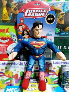 Muñeco soft blando Liga de la Justicia Superman New Toys en internet