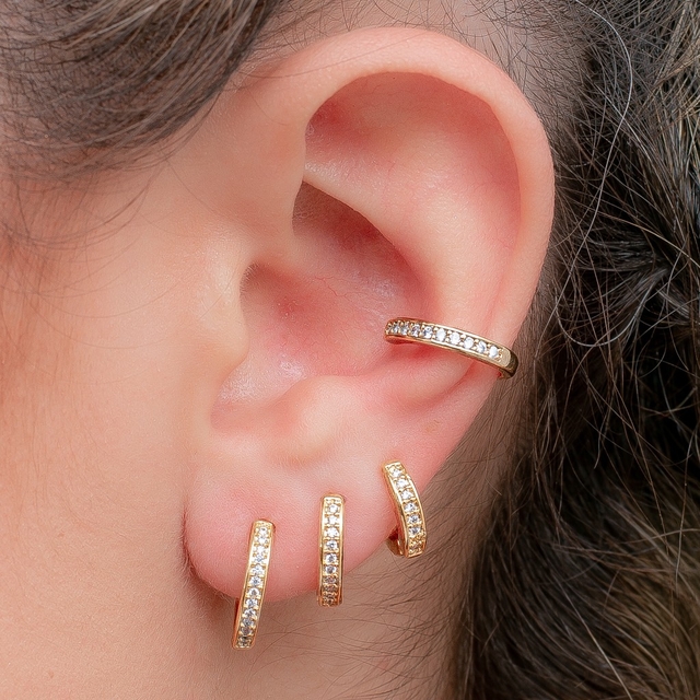 Piercing Cravejado Para Hélix Com Banho De Ródio - SegundoFuro.com