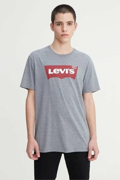 REMERA STANDARD GRAPHIC BATWING LEVIS (7748) - comprar online