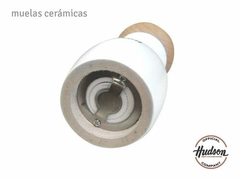 MOLINILLO DE MADERA HUDSON LAQUEADO BLANCO 20 CM en internet