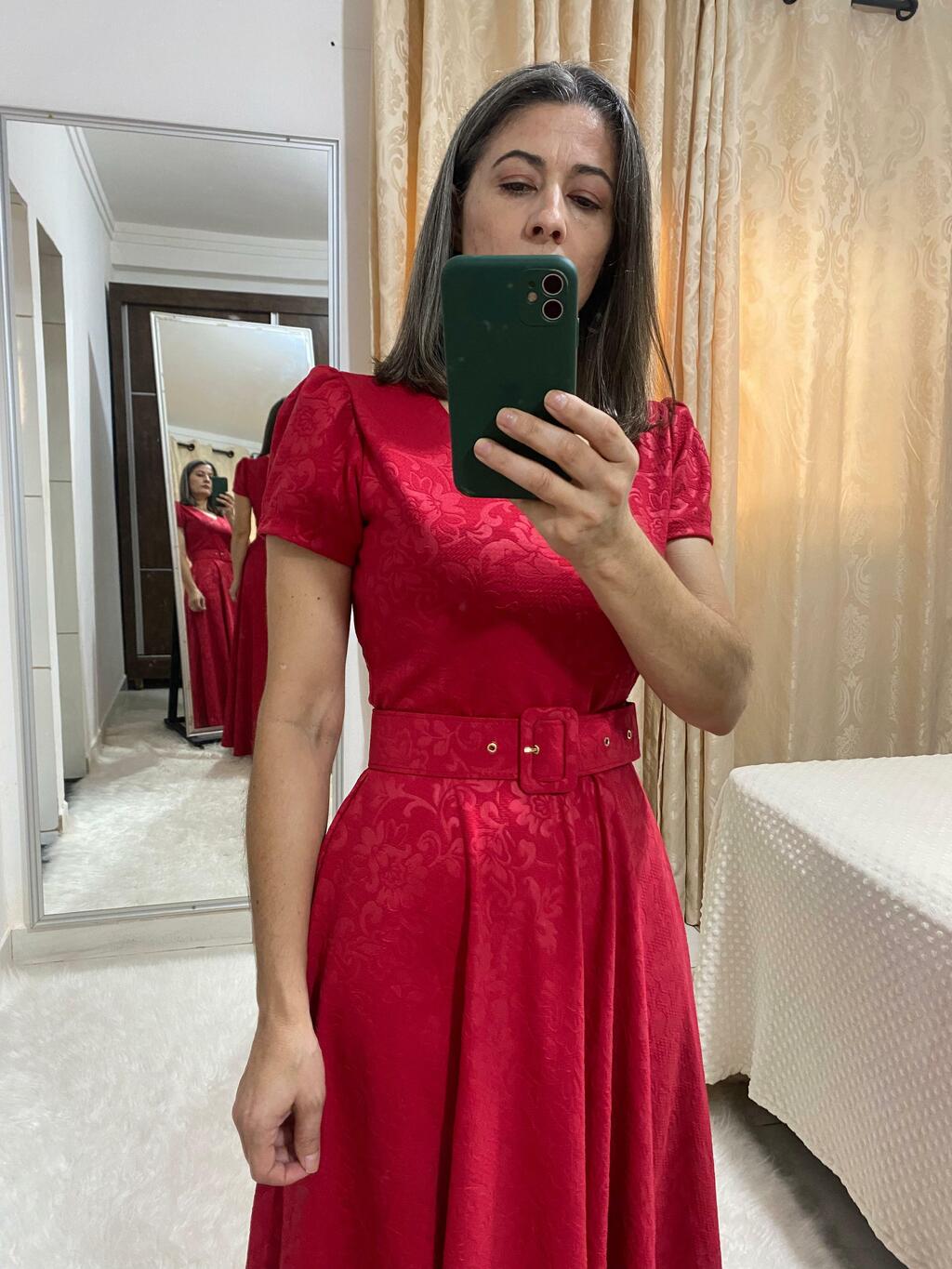 Vestido Longo em jacar 3D vermelho Marina Moda Evangélica