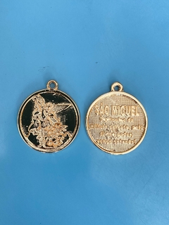 Medalha de São Miguel Arcanjo 30mm - Dourado na internet