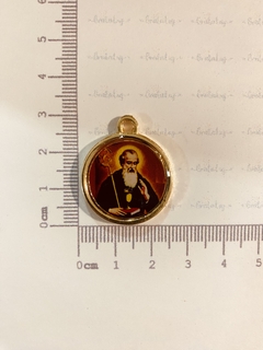 Pingente Medalha de São Bento Resinado 25mm - Dourado - comprar online