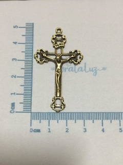 Crucifixo Divino Amigo 50mm - Ouro Velho - comprar online