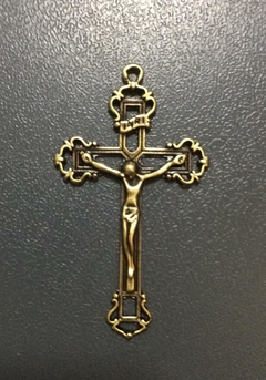 Crucifixo Divino Amigo 50mm - Ouro Velho na internet