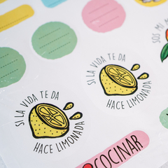 Plancha de stickers dibujos Isa - Isabel Vermal