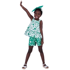 Conjunto Infantil Feminino Flores Bordadas com Verde - Marca Precoce - Pose