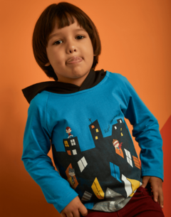 Blusa Infantil Masculina Super Heróis - Marca Alphabeto - Modelo de Frente