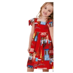 Vestido Infantil Feminino Florista no Fundo Vermelho - Marca Precoce - Pose