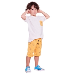 Conjunto Infantil Masculino Blusa Flame Off e Bermuda de Moletom - Marca Precoce - Pose