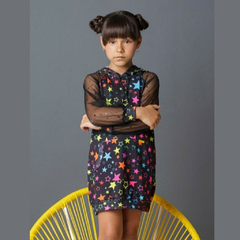 Vestido Infantil Super Star - Marca Mylu - Pose