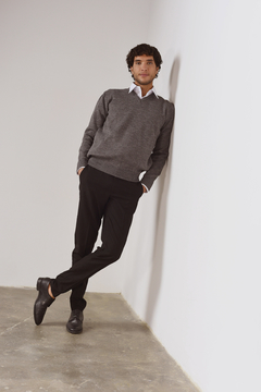 Sweater escote V gris - comprar online
