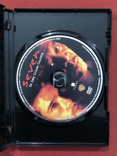 DVD - Seven - Os Sete Crimes Capitais - Brad Pitt - Seminovo na internet