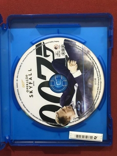 Blu-ray - 007 - Operação Skyfall - Daniel Craig - Seminovo na internet