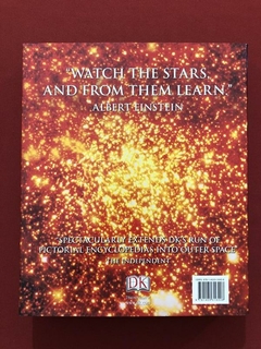 Livro - Universe - The Definitive Visual Guide - DK Books - Capa Dura - comprar online