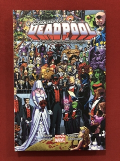 HQ - O Casamento do Deadpool - Panini Comics - Seminovo