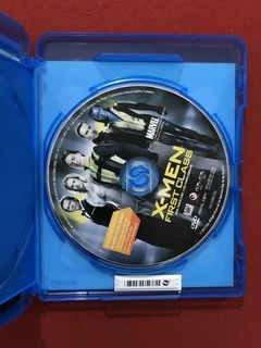 Blu-ray + DVD - X-Men - Primeira Classe - Seminovo - Sebo Mosaico - Livros, DVD's, CD's, LP's, Gibis e HQ's
