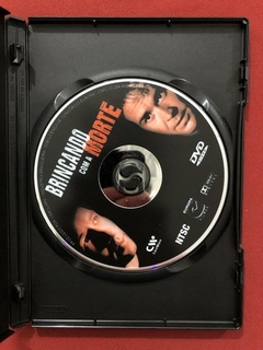 DVD - Brincando com a Morte - Angelina Jolie - Seminovo na internet