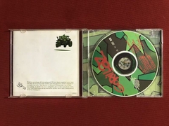CD - Gorillaz - Gorillaz - Re- Hash - 2001 - Nacional na internet