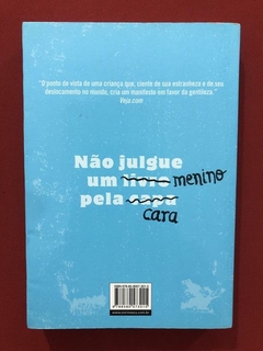 Livro- Extraordinário- R. J. Palacio - Intrínseca - Seminovo - comprar online