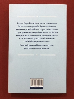 Livro - Vamos Sonhar Juntos - Papa Francisco - Intrínseca - Seminovo - comprar online