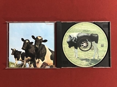 CD - Pink Floyd - Atom Heart Mother - Importado - Seminovo na internet