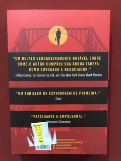 Livro- Uma Ponte Entre Espiões - James B. Donovan - Seminovo - comprar online