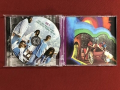CD Duplo- The 5th Dimension - Classic Albums - Import - Semi - Sebo Mosaico - Livros, DVD's, CD's, LP's, Gibis e HQ's