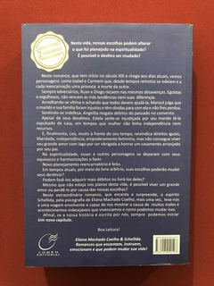 Livro - Um Novo Capítulo - Eliana Machado Coelho - Seminovo - comprar online