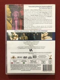 DVD - Domingo Maldito - Peter Finch - Versátil - Seminovo - comprar online
