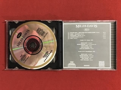 CD Duplo - Miles Davis- Gold Collection- Importado- Seminovo - Sebo Mosaico - Livros, DVD's, CD's, LP's, Gibis e HQ's