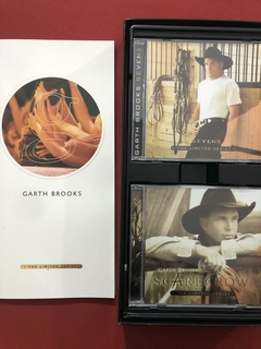 CD - Box Garth Brooks - The Limited Series - Importado - Sebo Mosaico - Livros, DVD's, CD's, LP's, Gibis e HQ's