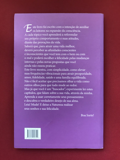 Livro - A Lei Da Afinidade - Cristina Cairo - Ed. Barany - comprar online