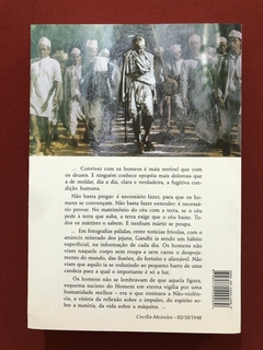 Livro - Gandhi: Autobiografia - Mohandas K. Gandhi - Palas Athena - Seminovo - comprar online
