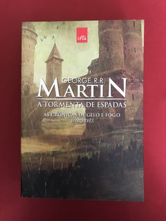 Livro - A Tormenta De Espadas - George R. R. Martin - Semin.