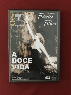DVD - A Doce Vida - Dir: Federico Fellini - Seminovo