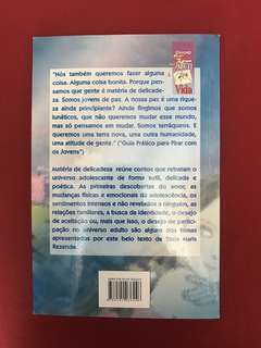 Livro - Matéria De Delicadeza - Stela Maris Rezende- Saraiva - comprar online