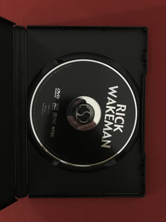 DVD - Rick Wakeman Viagem Ao Centro Da Terra - Show Musical na internet