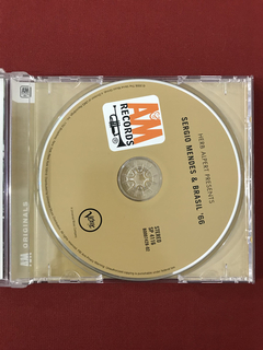 CD - Sergio Mendes & Brasil '66 - Importado - Seminovo na internet