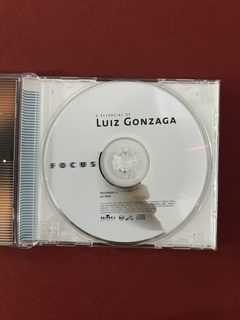 CD - Luiz Gonzaga- O Essencial De- Focus- Nacional- Seminovo na internet