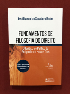 Livro- Fundamentos De Filosofia Do Direito - Seminovo