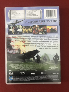 DVD - Num Céu Azul Escuro - Direção: Jan Sverak - Seminovo - comprar online