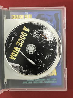 DVD Duplo - A Doce Vida - Federico Fellini - Seminovo na internet