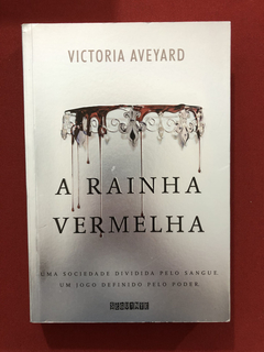 Livro - A Rainha Vermelha - Victoria Aveyard- Seminovo