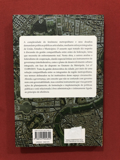 Livro - Região Metropolitana - Lilian Regina Pires- Seminovo - comprar online