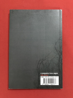Livro - O Pequeno Livro Negro - Fábio De Bari - Seminovo - comprar online