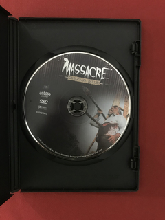 DVD - Massacre In Dinosaur Valley - Importado na internet