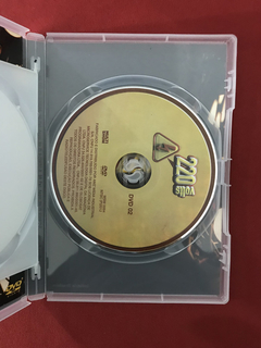 DVD Duplo - 220 Volts - Marcus Majella - Dir: André Pellenz - Sebo Mosaico - Livros, DVD's, CD's, LP's, Gibis e HQ's