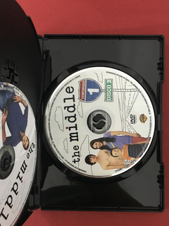 DVD - The Middle - Temporada 1 - 3 Discos - Seminovo - loja online